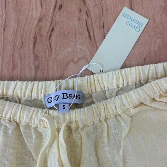 Grey Bandit yellow linen pants - Picture 3 of 3